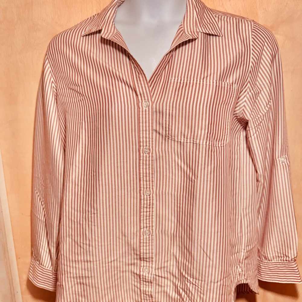 Velvet Heart red and cream color Casual Button Down Shirt